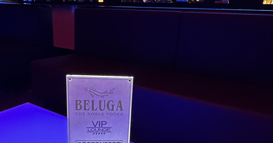 Beluga Lounge I